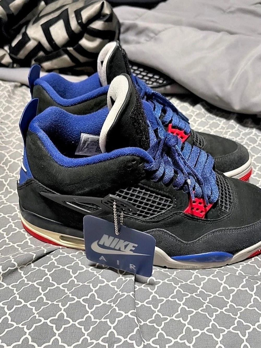 Nike Air Jordan 4 Retro Rare Air Black & Blue US 10
No box